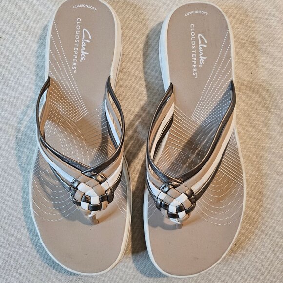 Clarks Cloudstepper Breeze Coral Thong Sandals - Size 9 - Picture 4 of 6